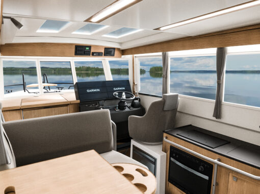 Sargo-32-Int-top-forw